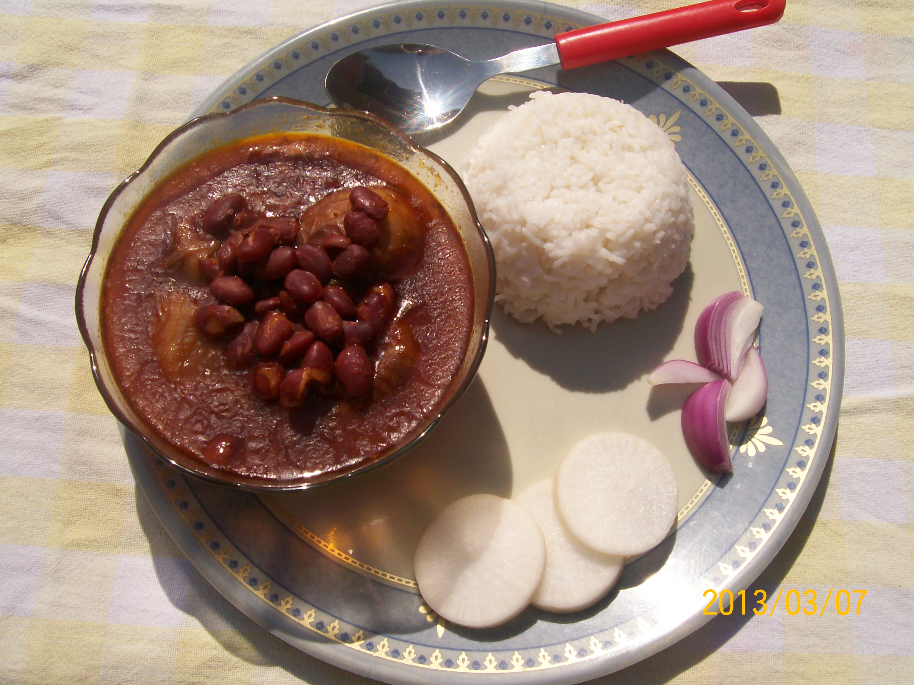 High-Fiber Gravy Of Kidney Beans & Turnips High-Fiber Gravy Of Kidney Beans & Turnips picture