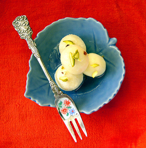Bengali style Rasgullas Bengali style Rasgullas picture