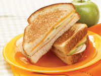 Barbecue Chicken Sandwich Barbecue Chicken Sandwich picture
