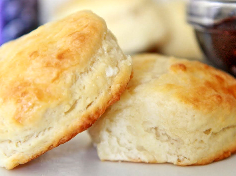 Fluffy Southern Buttermilk Biscuits Recipe Recipe Video By Divascancook Ifoodtv 6444