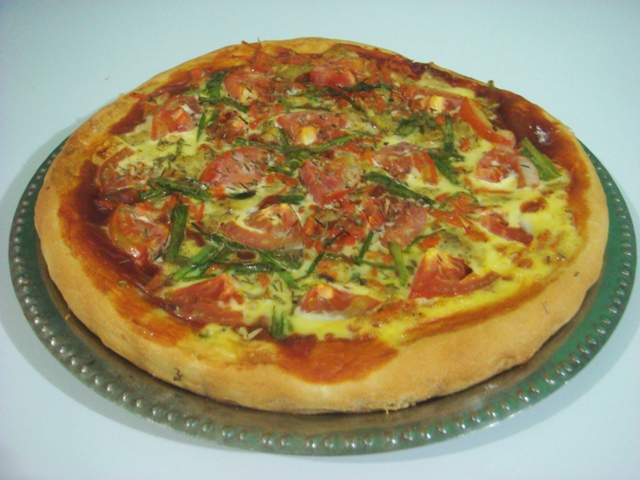 Homemade Breakfast Pizza Homemade Breakfast Pizza picture