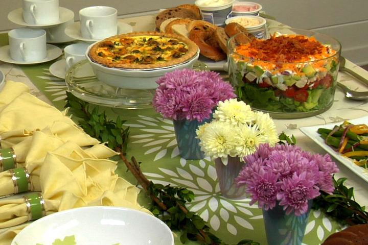 Broccoli And Cheddar Quiche Broccoli And Cheddar Quiche picture
