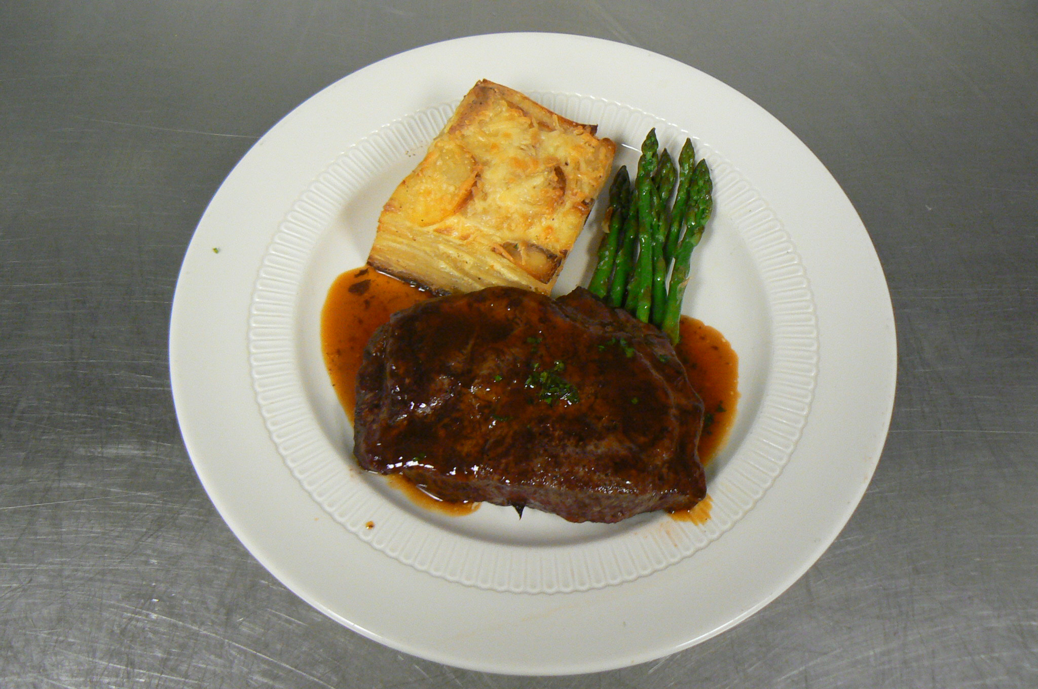 Flat Iron steak with tamarind demi Flat Iron steak with tamarind demi picture