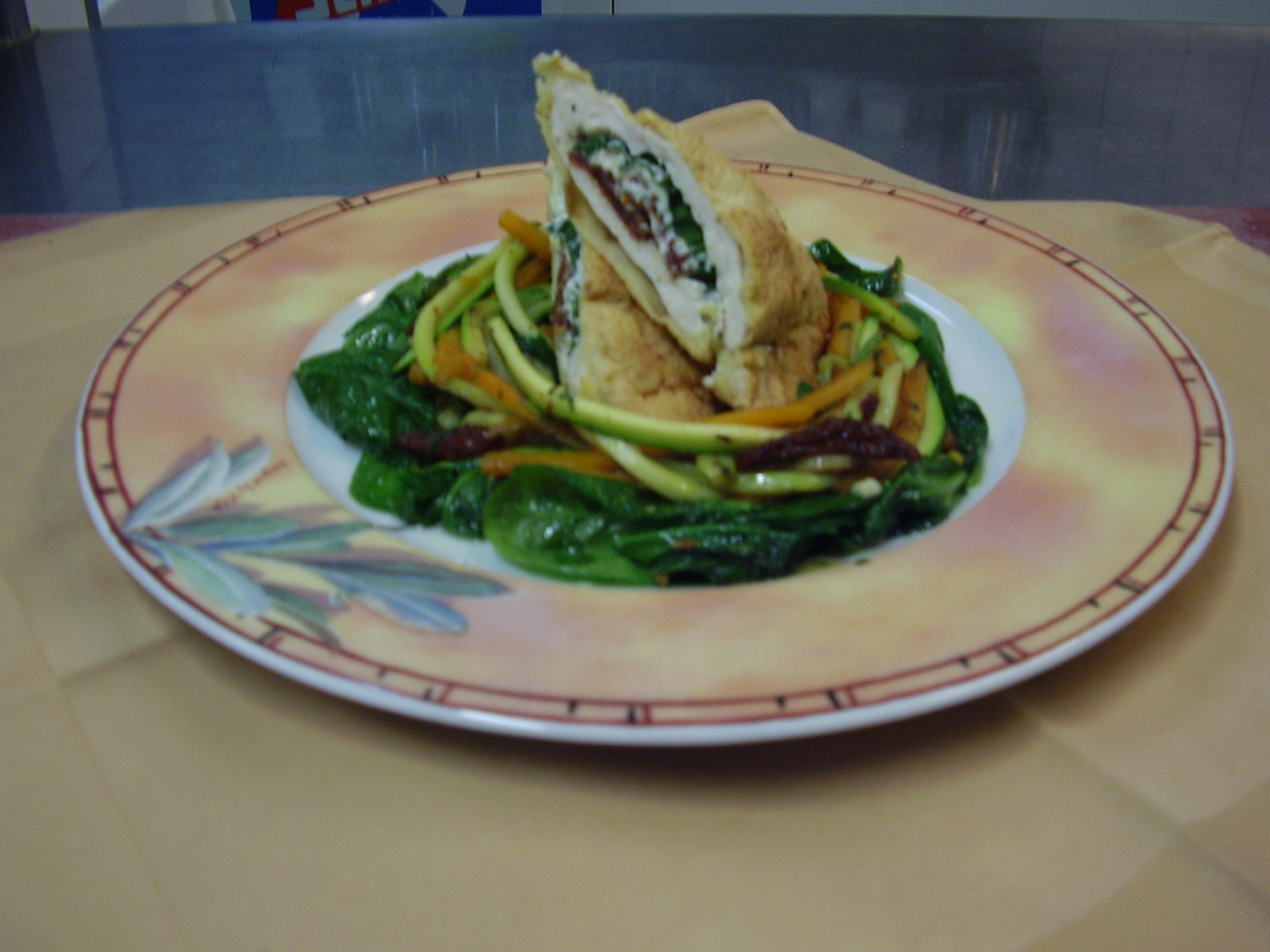 Sun dried tomato/basil stuffed chicken breast picture
