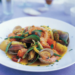 Spanish-Style Steamed Shellfish Spanish-Style Steamed Shellfish picture