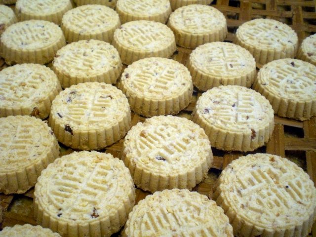Frozen Almond Cookies Frozen Almond Cookies picture