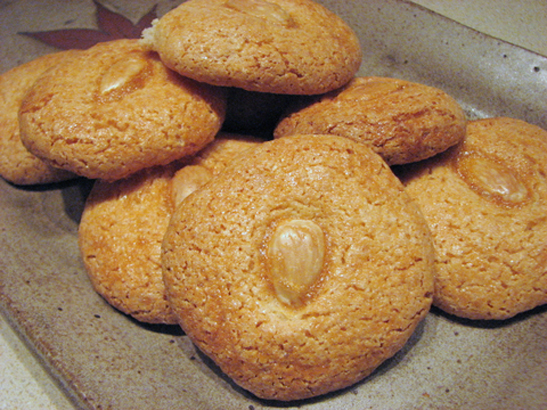 Almond Cookies Almond Cookies picture