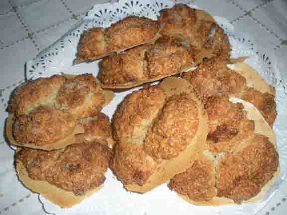Almond Lace Cookies Almond Lace Cookies picture