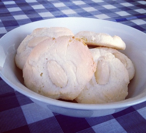 Almond Macaroons Almond Macaroons picture