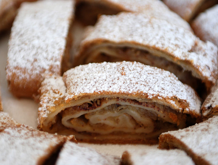 Apple Strudel Apple Strudel picture