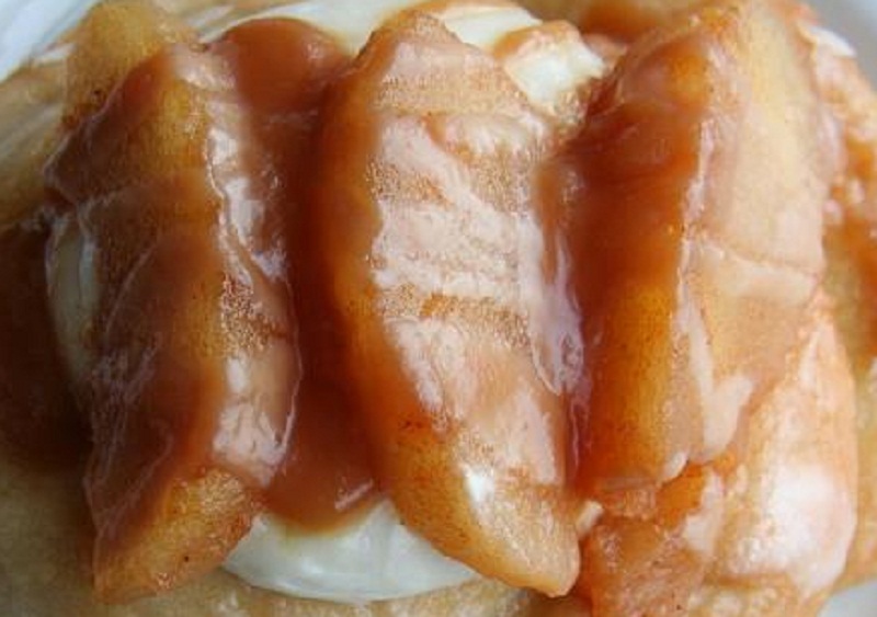 Apples And Saffron Sauce Apples And Saffron Sauce picture