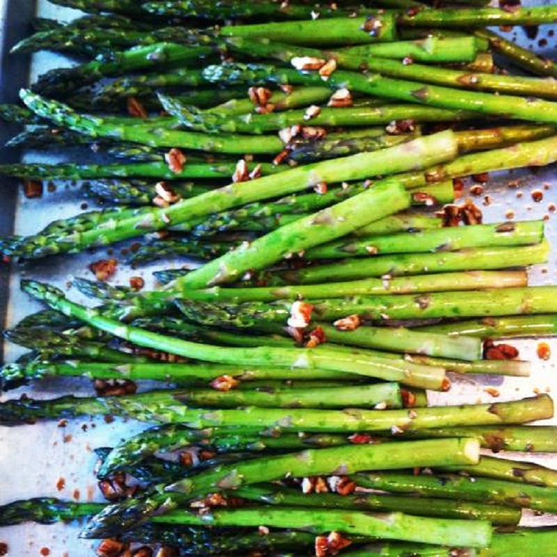 Asparagus with Toasted Hazelnuts Asparagus with Toasted Hazelnuts picture