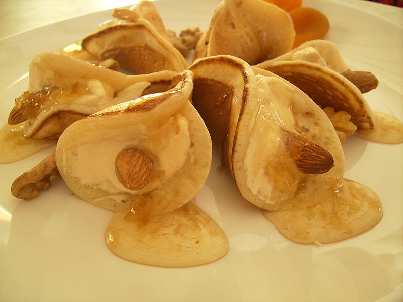 Atayef With Atter Syrup Atayef With Atter Syrup picture