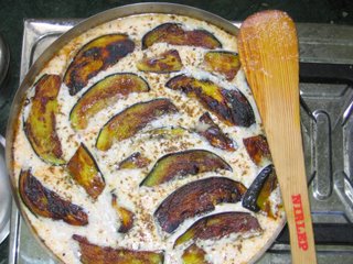 Dahi baigaan(Brinjal in curd gravy) Dahi baigaan(Brinjal in curd gravy) picture