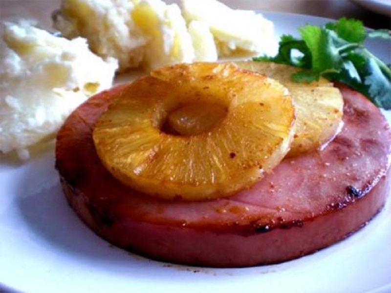 Baked Smoked Ham with Pineapple Rings Baked Smoked Ham with Pineapple Rings picture