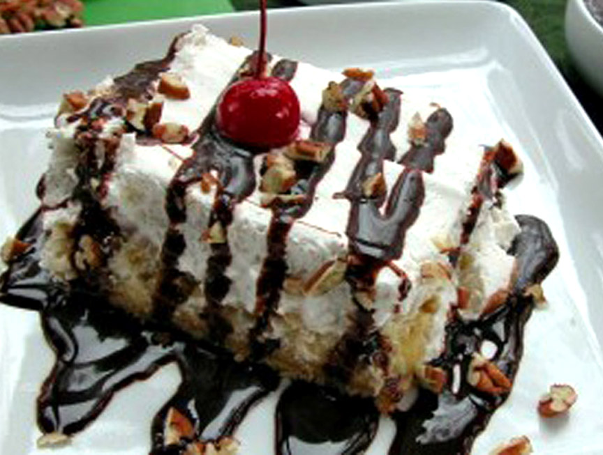 Banana Split Cake Dessert Banana Split Cake Dessert picture