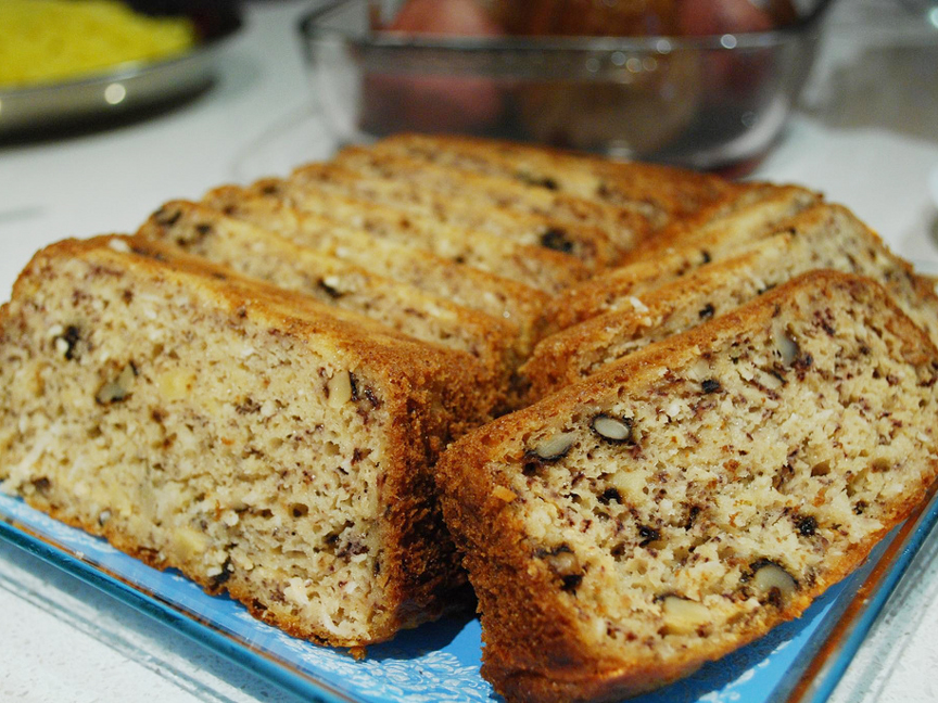 Banana Walnut Cake Banana Walnut Cake picture