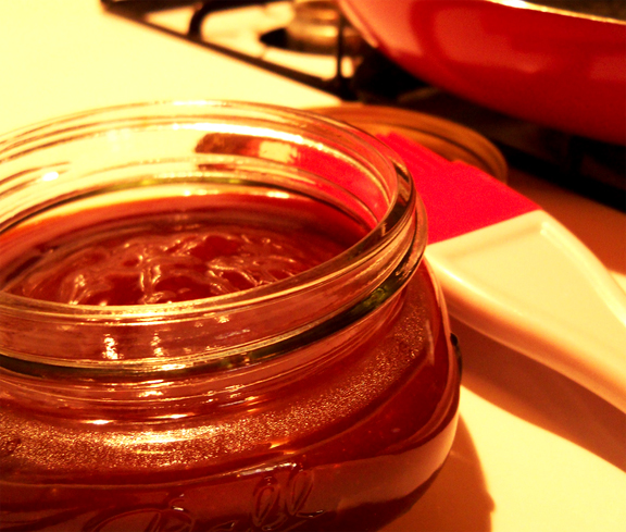Heinz Hot And Sweet Barbecue Sauce Heinz Hot And Sweet Barbecue Sauce picture