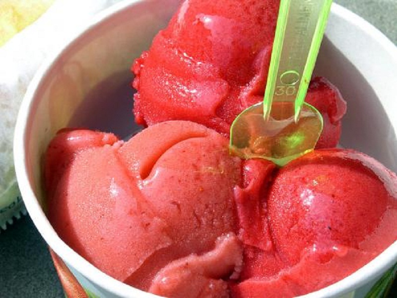 Berry Ice Cream Berry Ice Cream picture