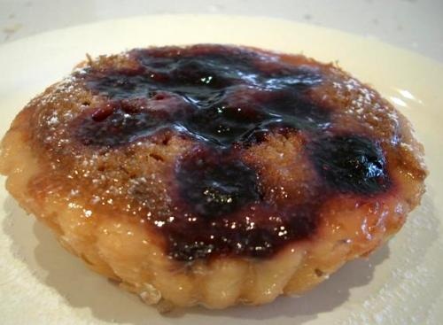 Blackberry Cake With Hot Sauce Blackberry Cake With Hot Sauce picture