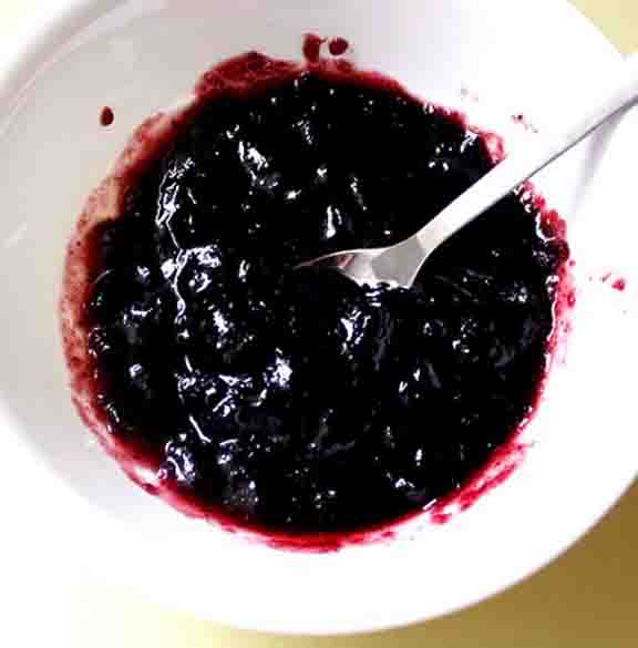 Blackberry Puree Blackberry Puree picture