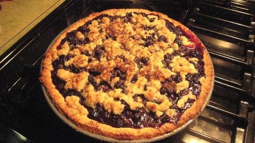 Fresh Blueberry Cream Pie Fresh Blueberry Cream Pie picture