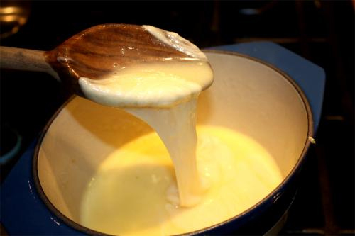 Buttery Cheese Fondue Buttery Cheese Fondue picture