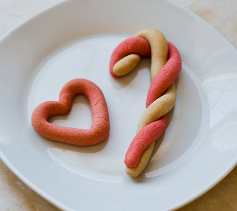 Crispy Candy Cane Cookies Crispy Candy Cane Cookies picture
