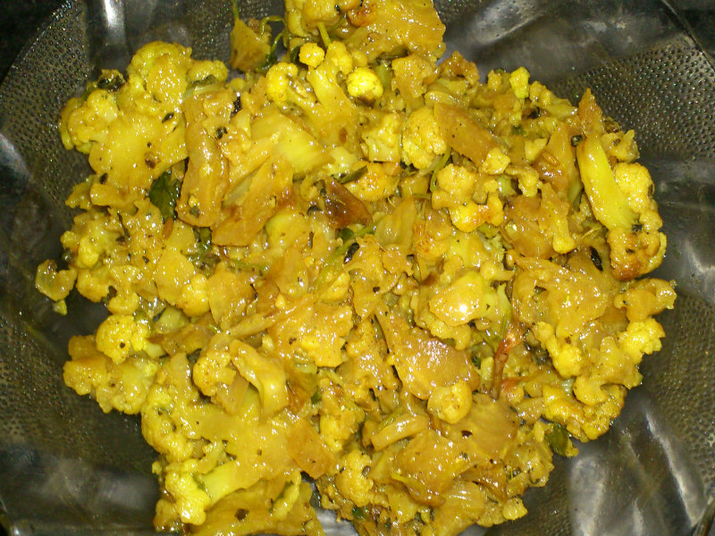 Cauliflower Mozhu Fry Cauliflower Mozhu Fry picture