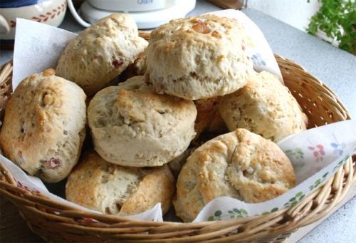 Cheddar Cheese Scones With Chives Cheddar Cheese Scones With Chives picture