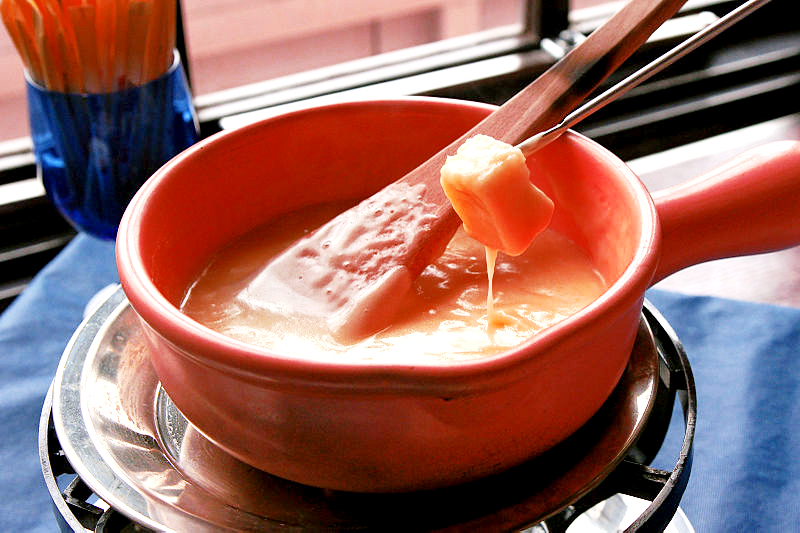 Speedy Italian Cheese Fondue Speedy Italian Cheese Fondue picture