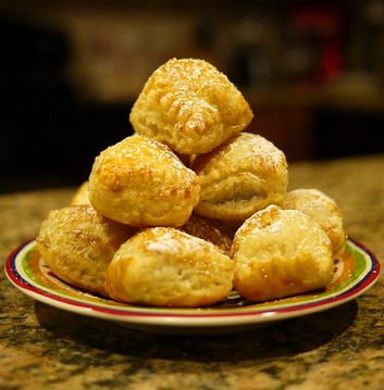Chicken Cream Puffs Chicken Cream Puffs picture