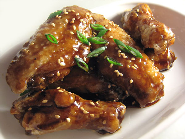 Deep Fried Chicken Wings with Ginger Lemon Sauce Deep Fried Chicken Wings with Ginger Lemon Sauce picture