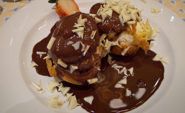 Chocolate Cream Puff Turtles Chocolate Cream Puff Turtles picture