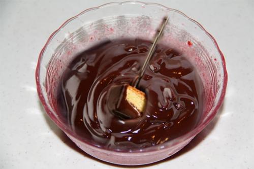 Microwave Bittersweet Chocolate Fondue Microwave Bittersweet Chocolate Fondue picture