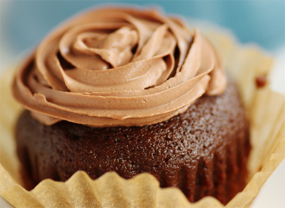 Chocolate Velvet Frosting Chocolate Velvet Frosting picture