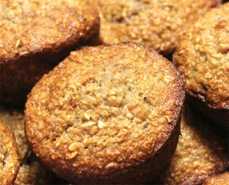 Cinnamon Oat Muffins Cinnamon Oat Muffins picture