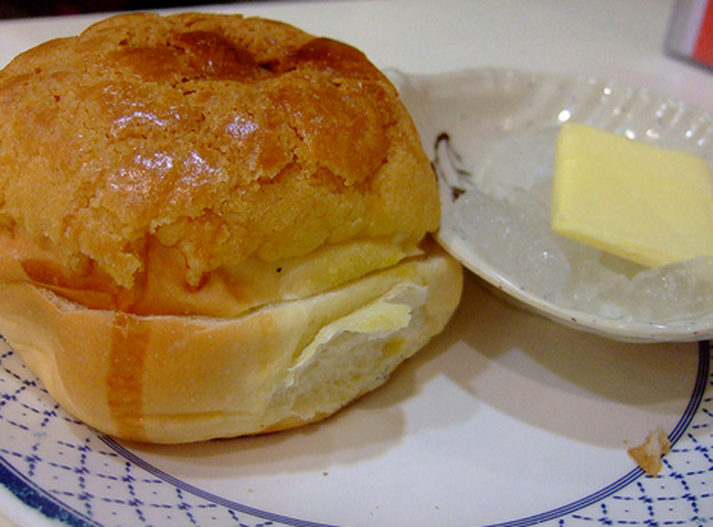 Cinnamon Pineapple Buns Cinnamon Pineapple Buns picture