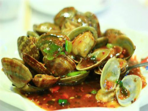 Steamed Clams Sol Duc Steamed Clams Sol Duc picture