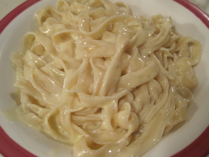Classic Fettuccine Alfredo Classic Fettuccine Alfredo picture