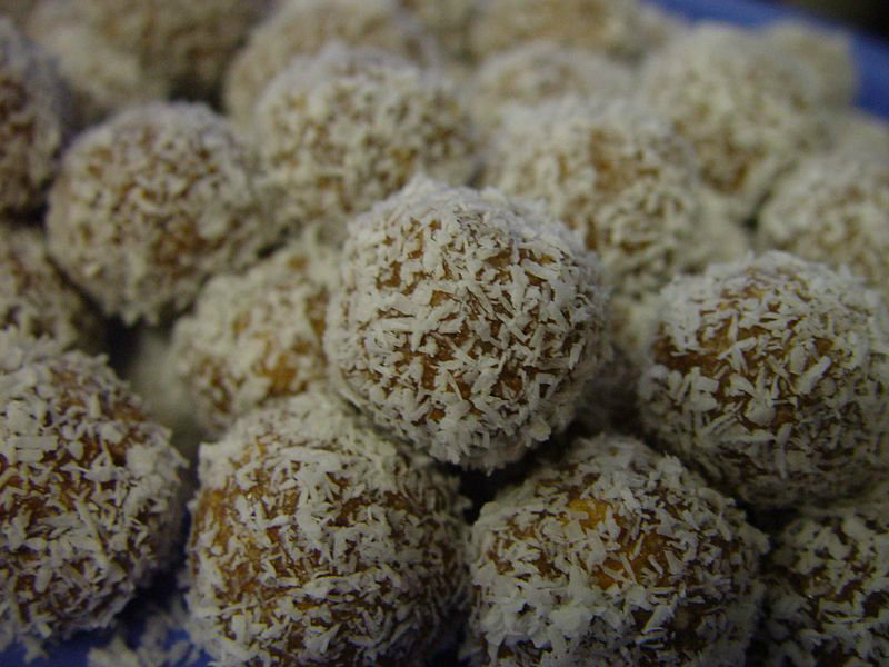 Date-Coconut Balls Date-Coconut Balls picture