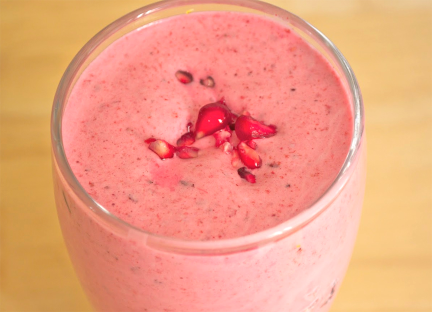 Cranberry, Banana and Sesame Smoothie Cranberry, Banana and Sesame Smoothie picture