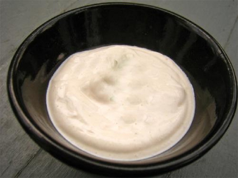 Creamy Garlic Dressing Creamy Garlic Dressing picture