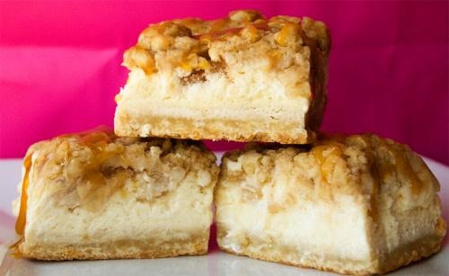 Crescent Meringue Chocolate Chip Bars Crescent Meringue Chocolate Chip Bars picture