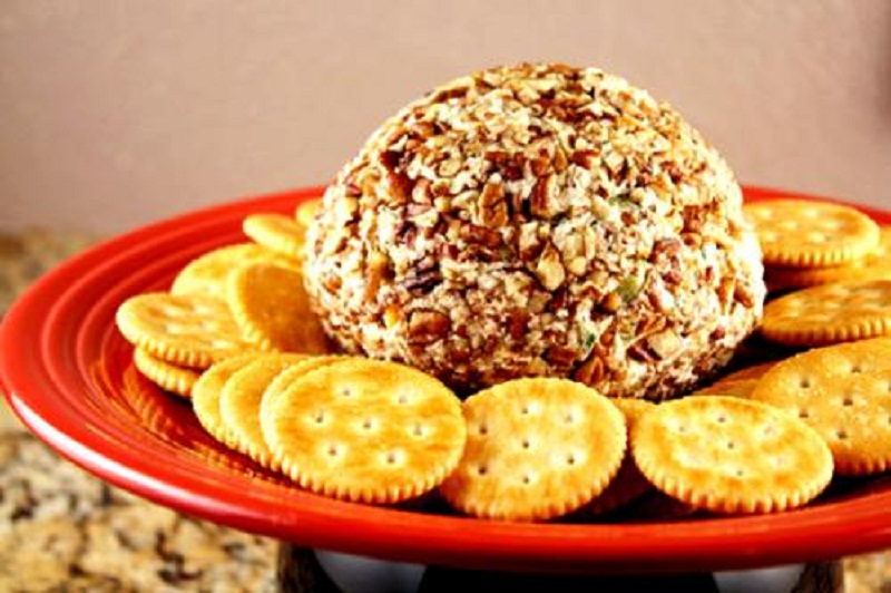 Crunchy Cheese Balls Crunchy Cheese Balls picture