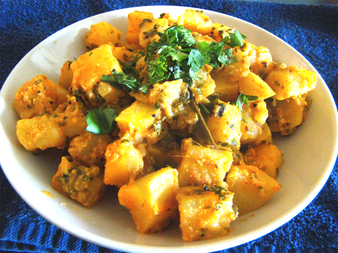 Dahiwale Aloo Dahiwale Aloo picture
