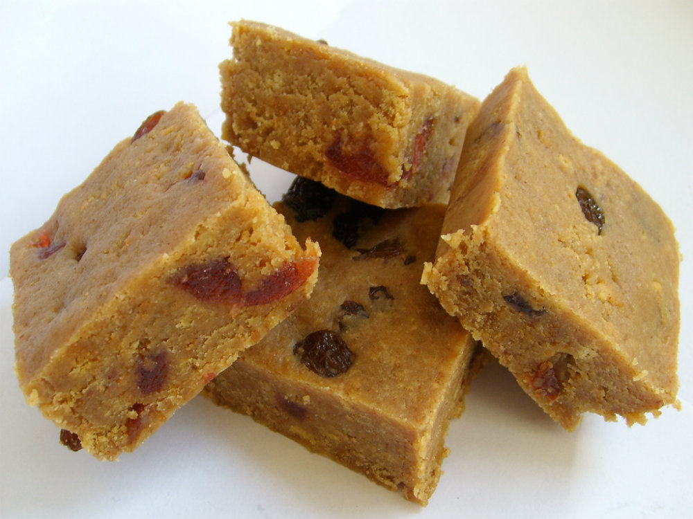 Date And Raisin Squares Date And Raisin Squares picture