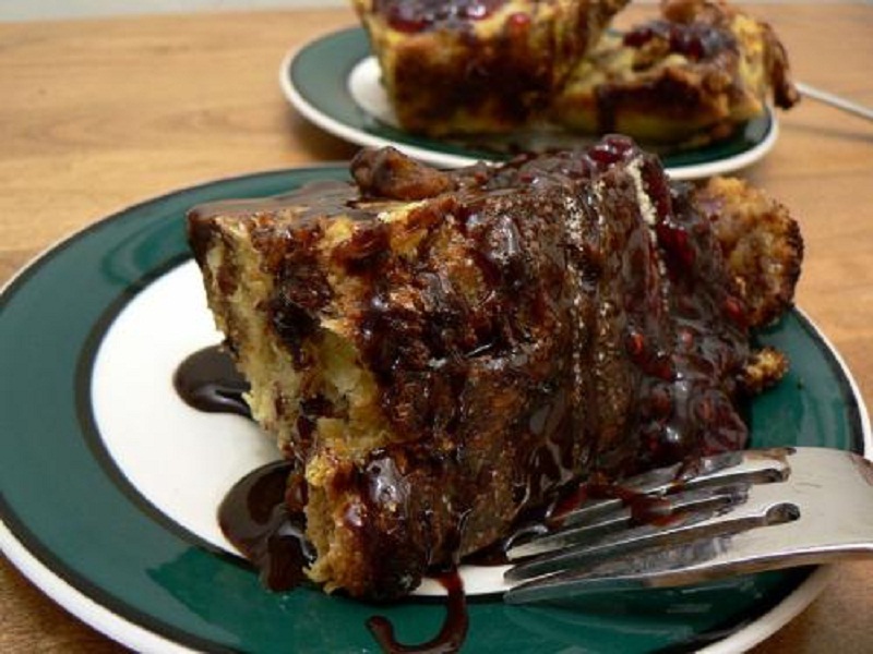 Desserts Angel Food Cake With Chocolate Sauce Desserts Angel Food Cake With Chocolate Sauce picture