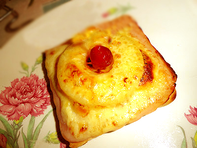 Ham And Pineapple Circles Ham And Pineapple Circles picture