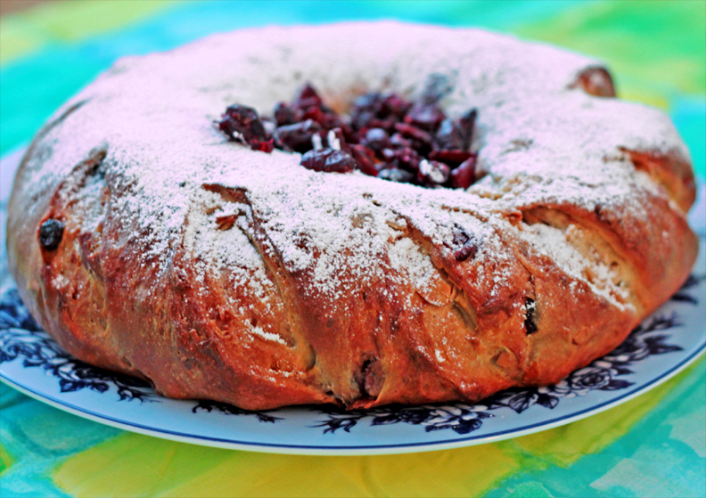 Easy Christmas Bread Easy Christmas Bread picture